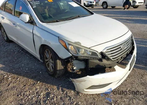 2017 Hyundai Sonata Se z USA, uszkodzony, nr VIN 5NPE24AFXHH487149
